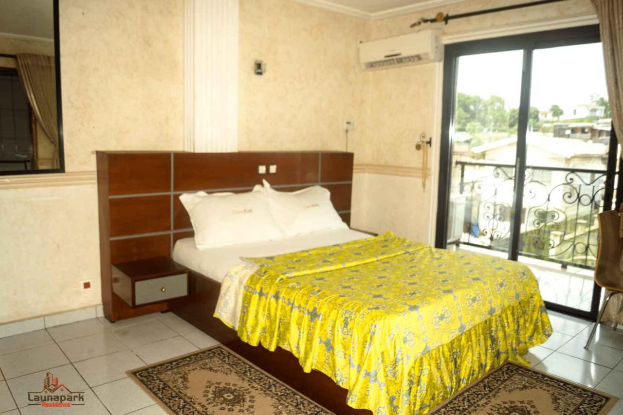 Launapark Residence Douala Extérieur photo